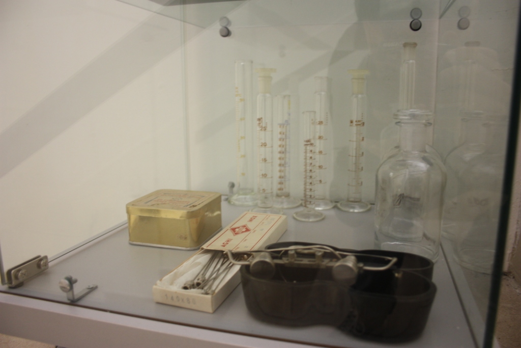 Surgical Travel Sets 1.jpg